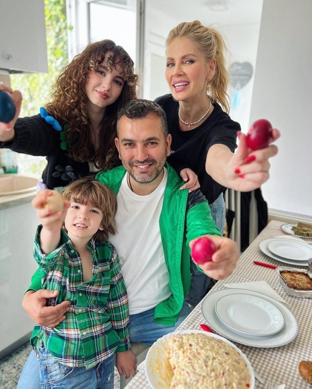 Andreea Bănică, o mamă iubitoare și devotată