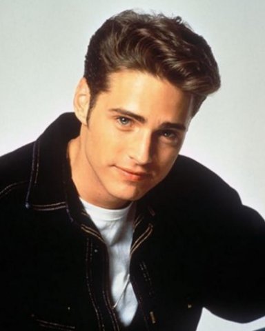 Jason Priestley - sex simbol al anilor '90