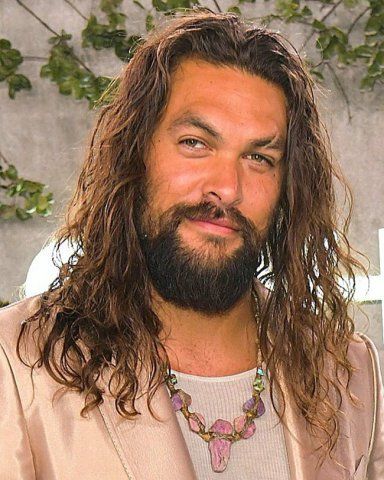 17. Jason Momoa (42 de ani)