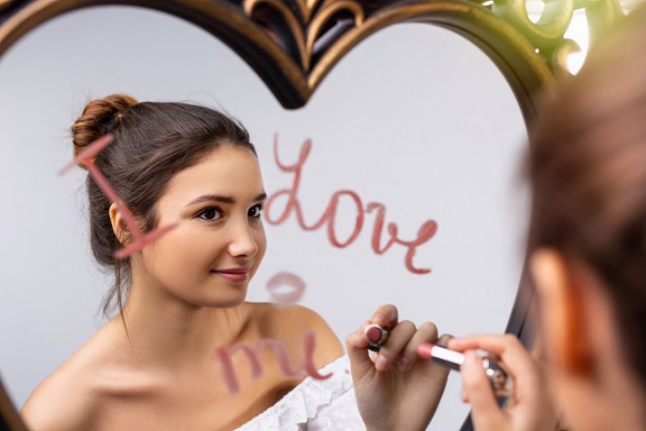Timpul în singurătate poate crește iubirea de sine