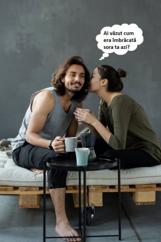 4. Nu suportă să te vadă că bârfești