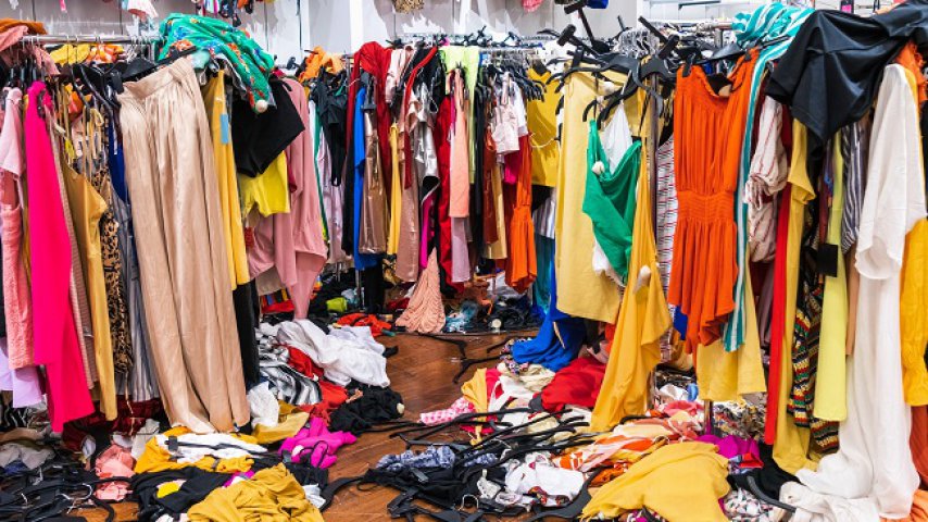 6. O să îl deranjeze dacă ocupi tot spațiul din casă cu lucrurile tale