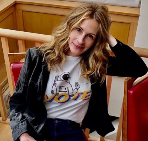 Emma Roberts se înțelege foarte bine cu mătușa sa