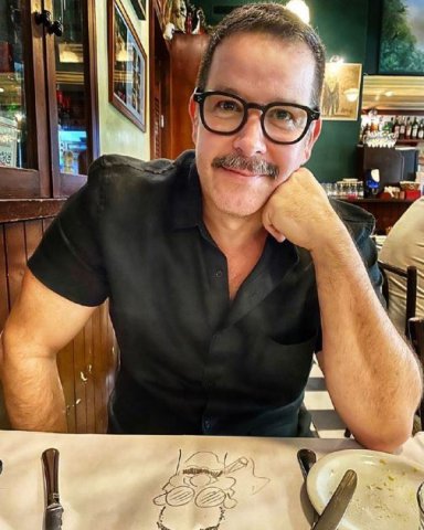 A fost supranumit "cel mai sexy actor în viață"
