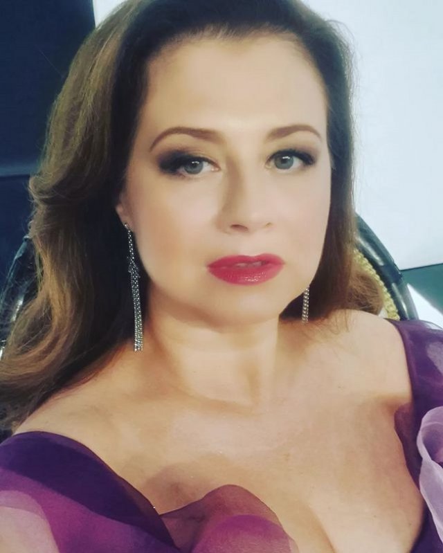 În prezent, Corina Dănilă se axează pe teatru și televiziune