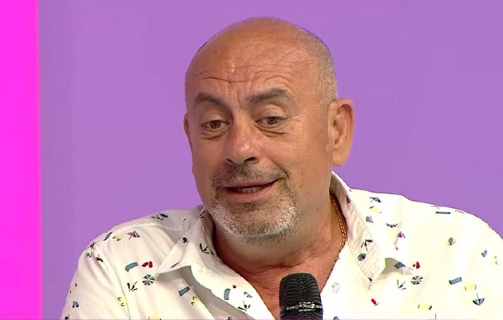 A lucrat în mai multe domenii pentru a-și câștiga existența