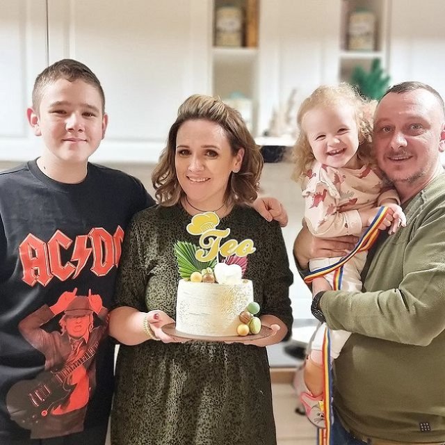 Familia s-a mutat în Cluj