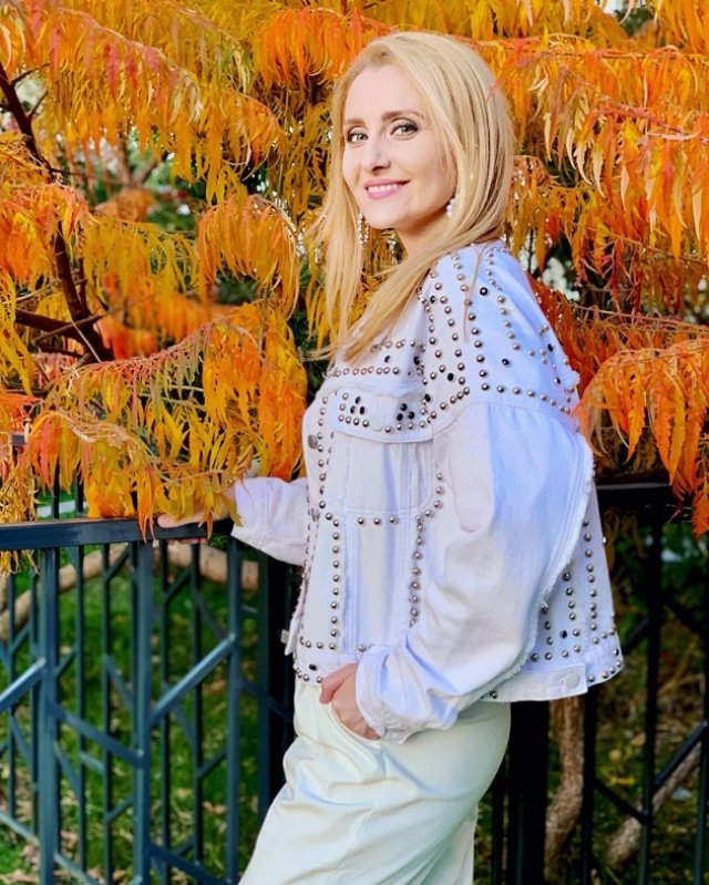 Nu dorește să mai discute public despre ce s-a întâmplat între ea și fostul soț