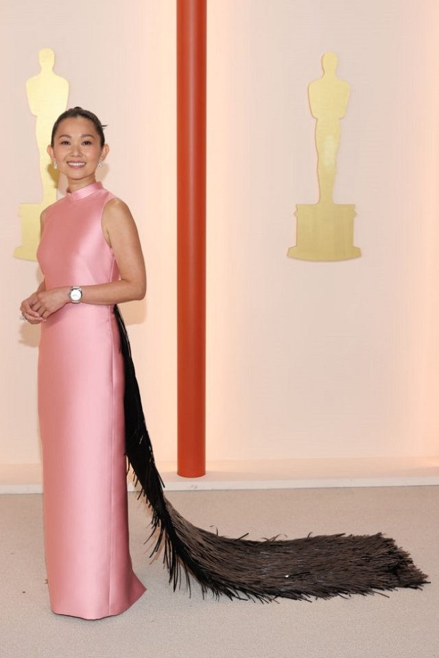 Hong Chau în Prada