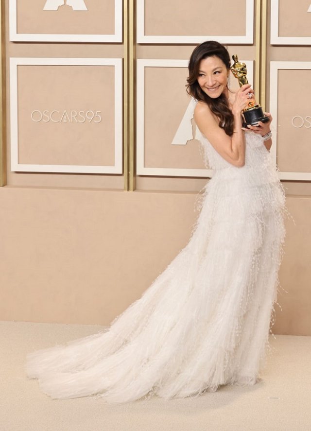 Michelle Yeoh în Dior Haute Couture