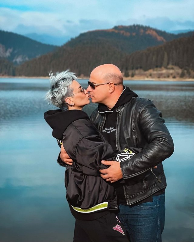 Giulia Anghelescu are o relație bună cu fratele soțului ei