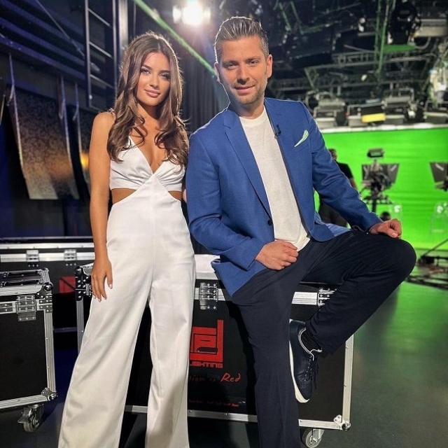 Actualul ei iubit este Valentin Butnaru, unul dintre prezentatorii știrilor de la Antena 1