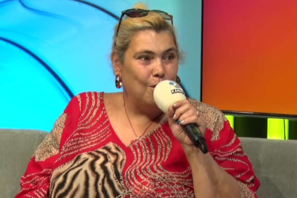 Are probleme cu banii, fiindcă nici ea și nici soțul nu lucrează