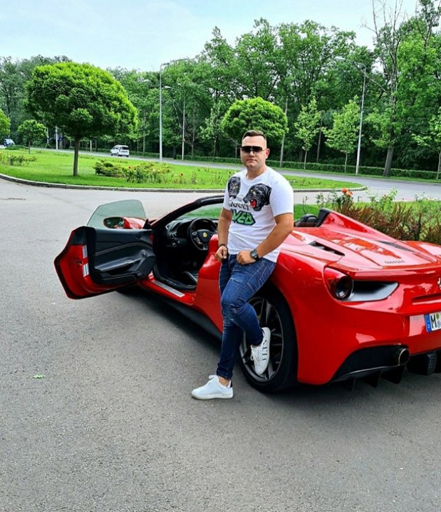 Artista a încercat să-și refacă viața alături de un bărbat cu 22 de ani mai mic decât ea 