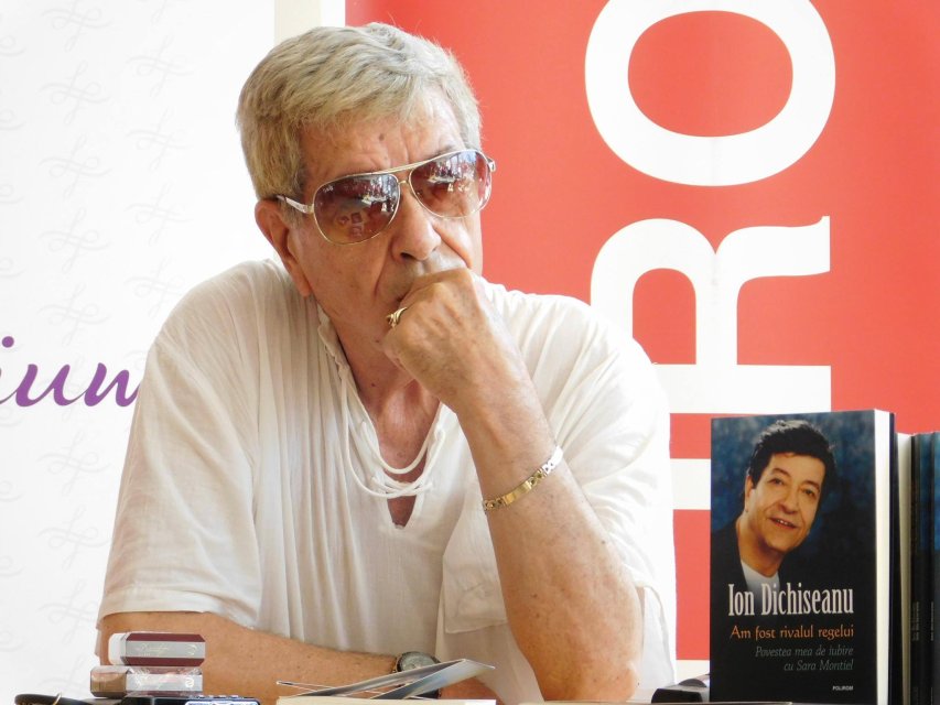 S-a stins din viață în brațele fiicei sale