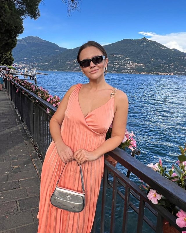 Cristina Șișcanu profită din plin de vacanțele alături de soțul ei
