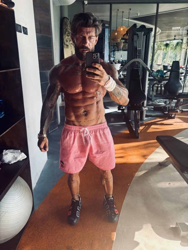 Andrei Rotaru are un tatuaj identic cu al ispitei Diandra