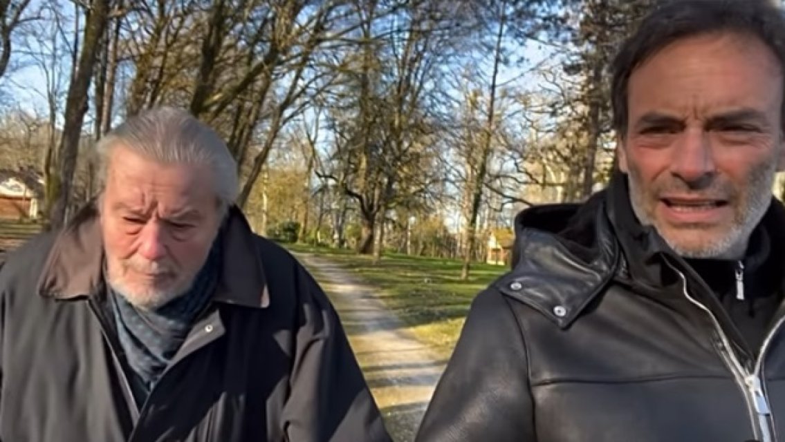 Ultimele imagini cu Alain Delon alături de fiul cel mare, Anthony Delon, în 2022
