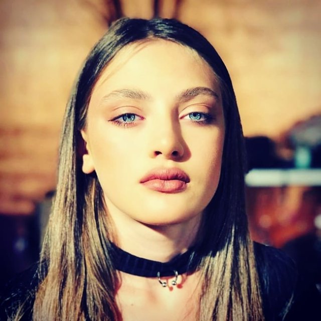 Adina Asăvoaiei a ajuns în atenția publicului la 10 ani
