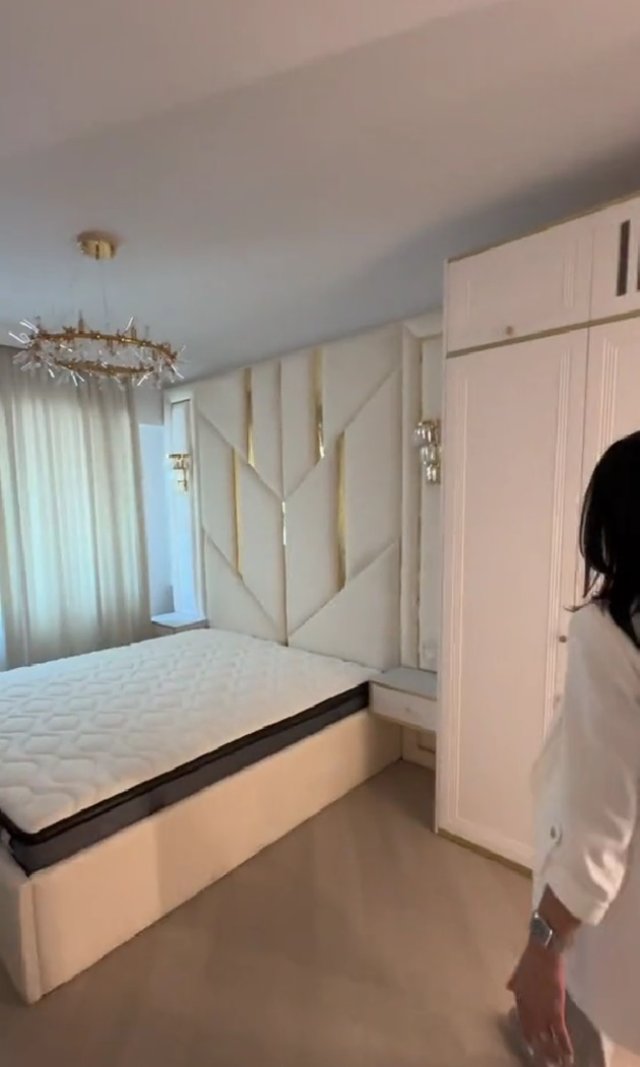 Apartamentul Andreei Tonciu din zona de lux a Capitalei are 3 camere