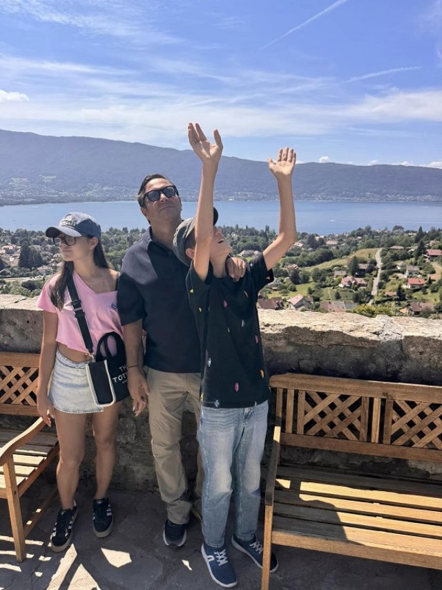 Un exemplu pentru alți tați! Daniel Buzgudan a plecat în vacanță la Paris doar cu fiica Maria