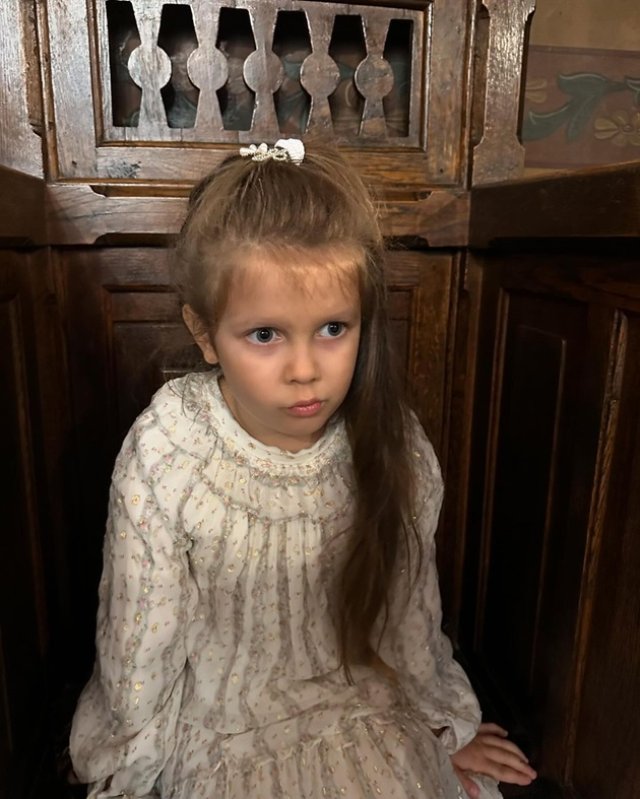 Smaranda, fetița lui Codin Maticiuc, a fost domnișoară de onoare la nunta lui Theo Rose, la numai cinci ani