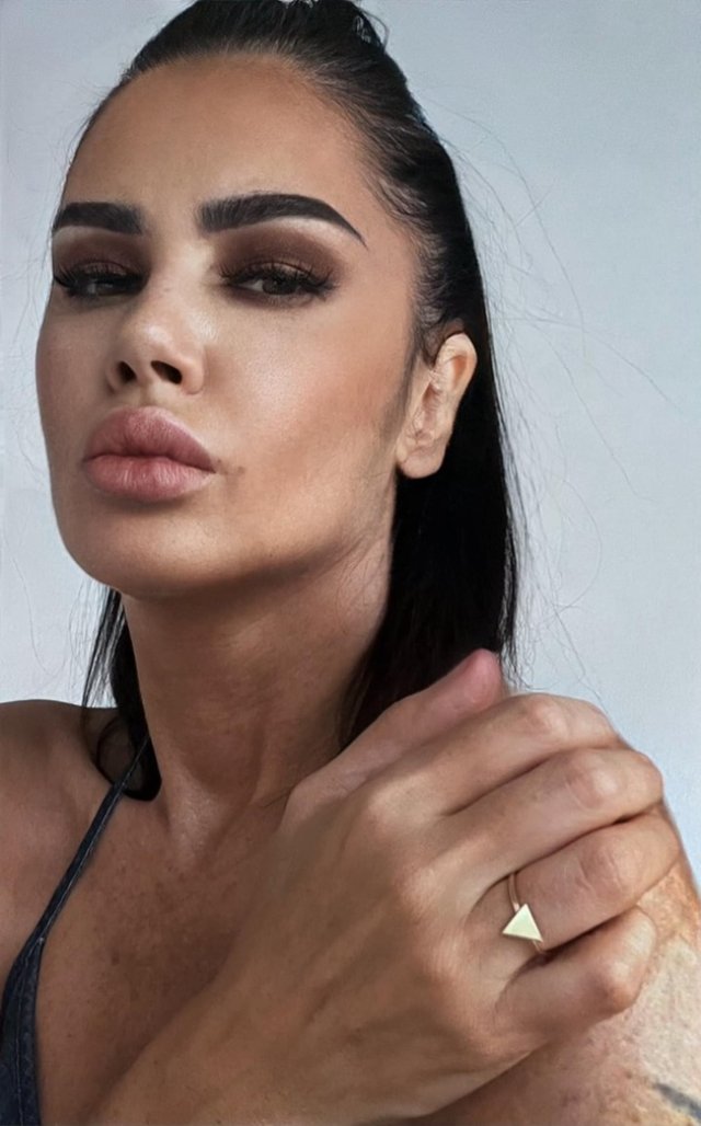 Oana Zăvoranu a locuit în vila din Andrei Mureșanu după divorțul de Pepe