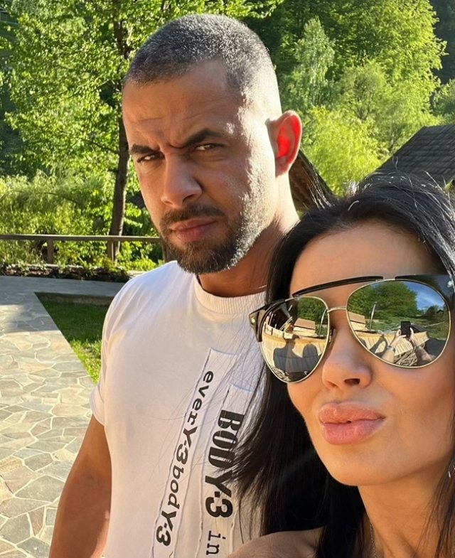 S-a zvonit că Oana Zăvoranu și soțul ei divorțează, dar iubirea lor e tot mai puternică