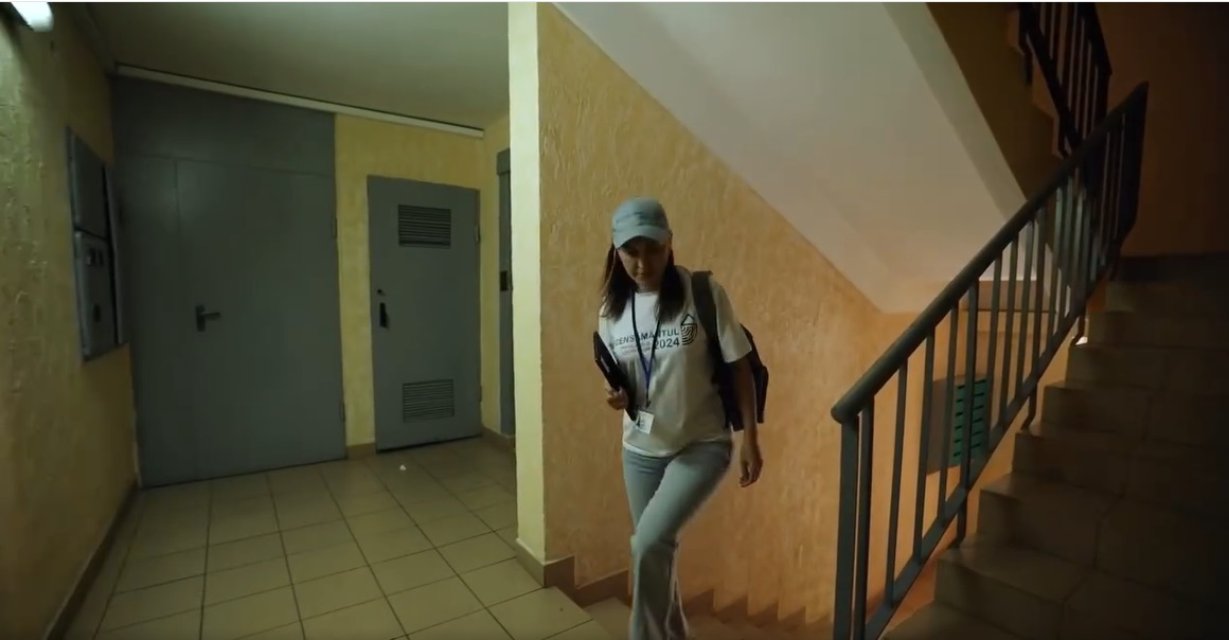Cum arată apartamentul Maiei Sandu din Chisinău. Locuiește într-un bloc umil
