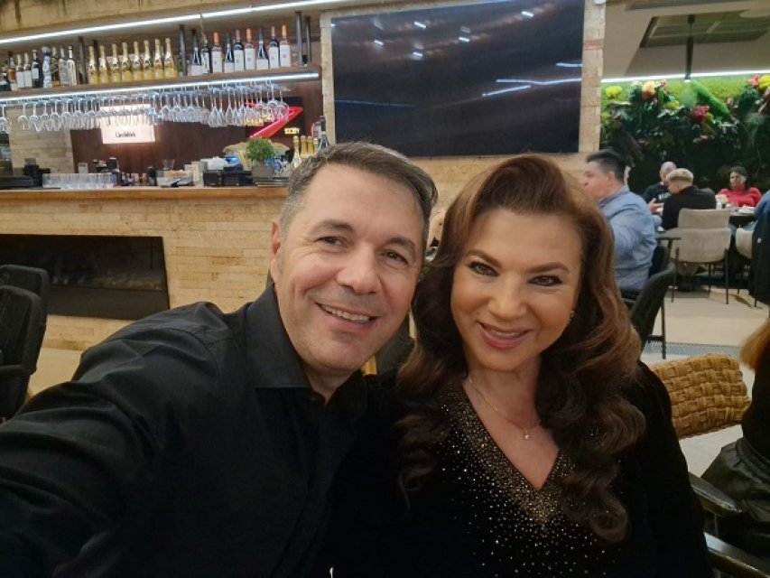 Mihaela Borcea a fost cerută în căsătorie. Bat clopote de nuntă?