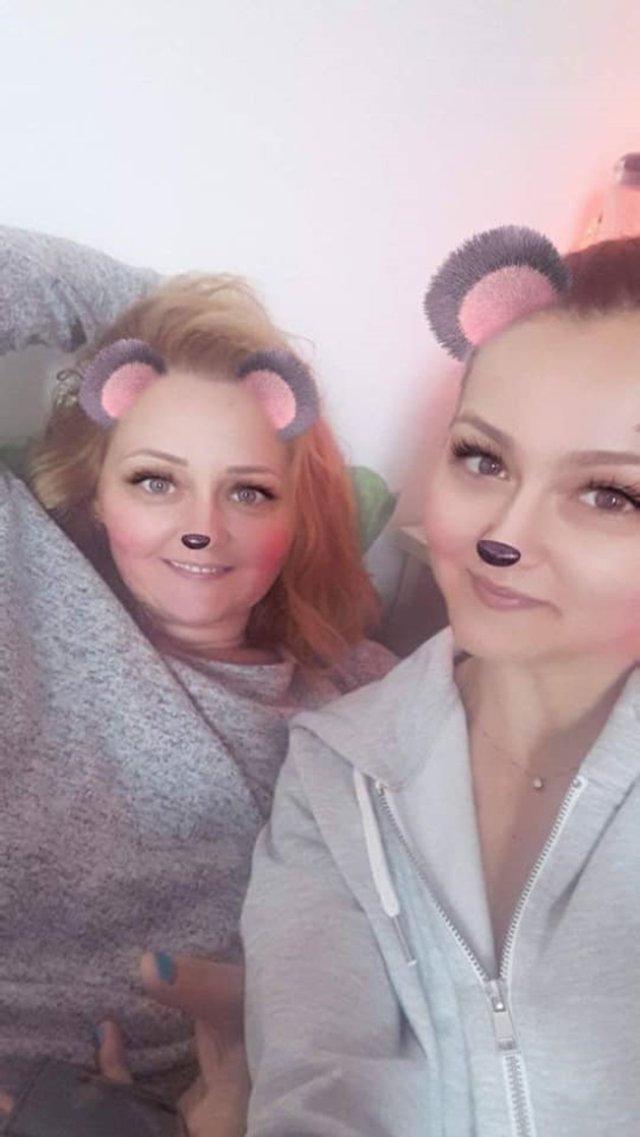 Cum se mai înțelege Elena Lasconi cu fiica ei, Oana, care locuiește în Franța