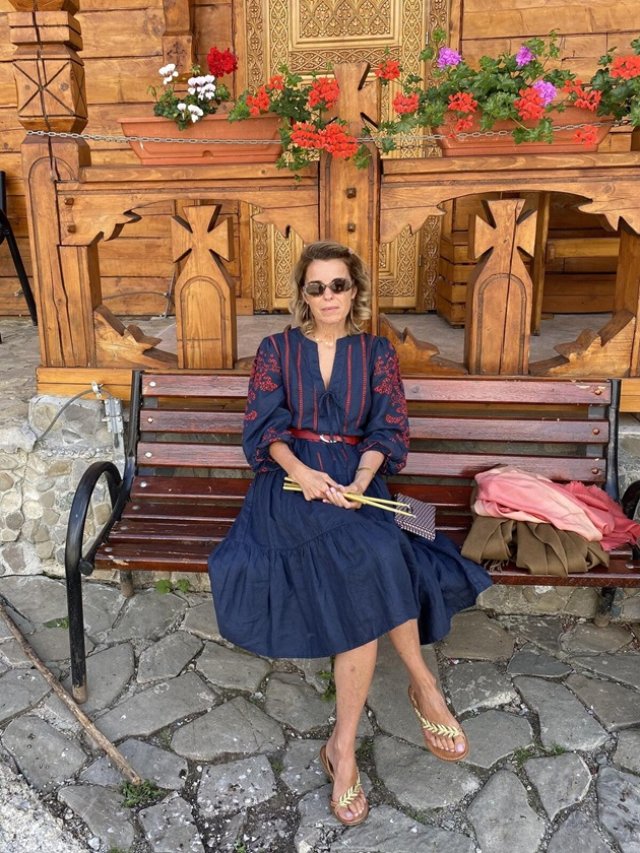 Cât trebuie să scoți din buzunar pentru o carte semnată de Cristela Georgescu, educator ale unor programe educaționale dedicate familiei