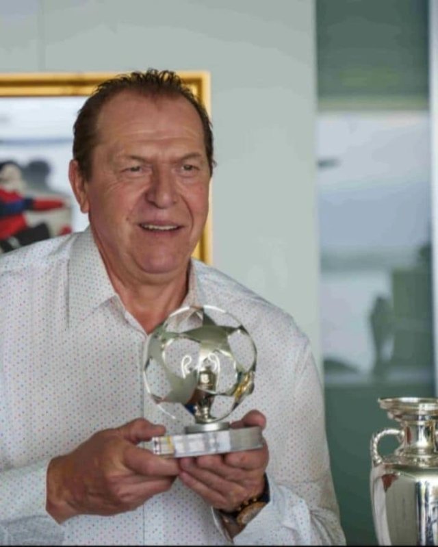 A murit legendarul Helmuth Duckadam