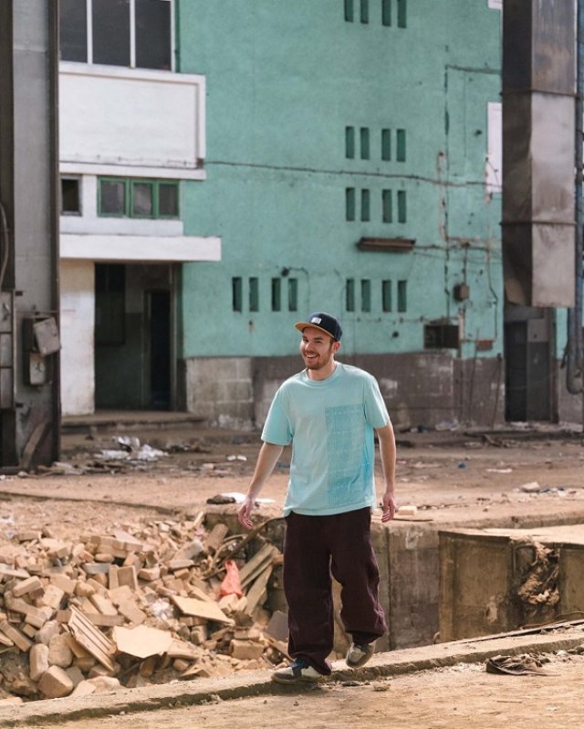 Matei și Mihai Constantin au ajuns colegi de platou la filmarile pentru serialul Tătuțu. Și în film sunt tată și fiu