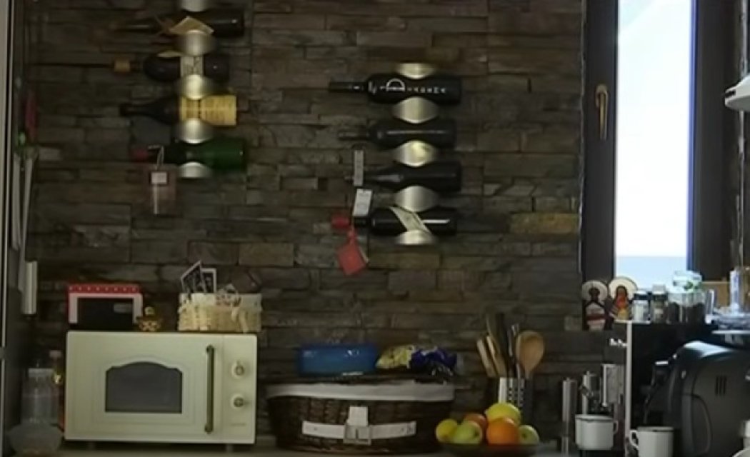 Cum arată casa lui Helmuth Duckadam, făcea treabă în bucătărie