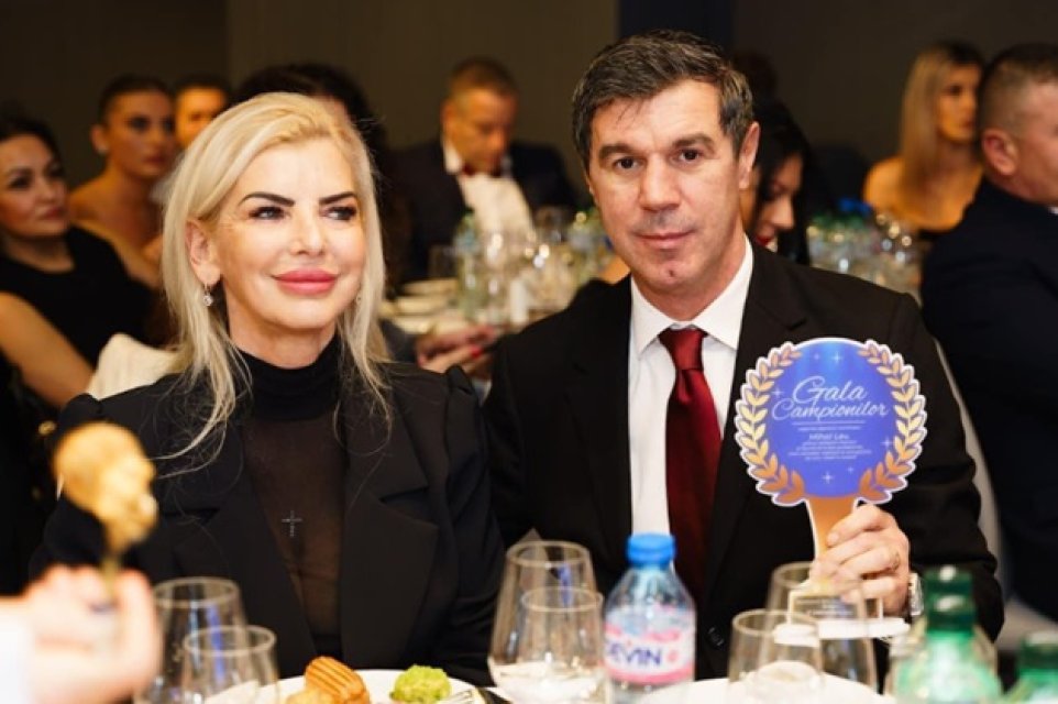 Mihai Leu s-a îndrăgostit la prima vedere de soția lui, își oferă libertate unul altuia
