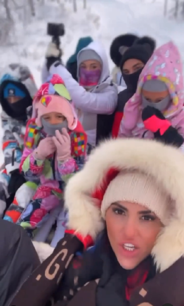 Lavinia Pîrva a fost în vacanță în Laponia numai cu fiul ei. De ce nu i-a însoțit Ștefan Bănică?