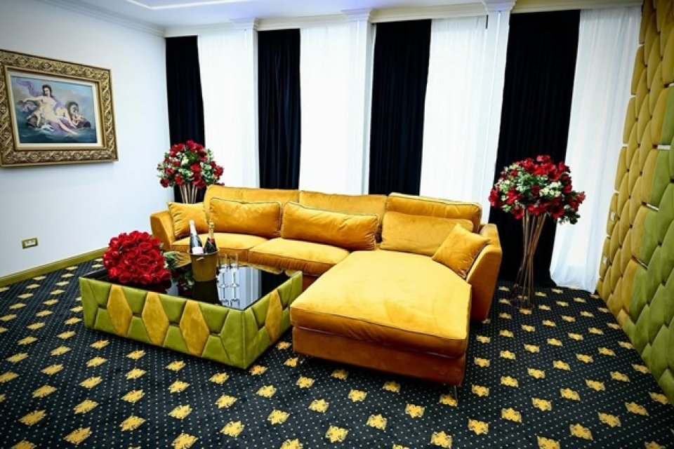 Cum arată fosta casă a lui Florin Salam, transformată în hotel de lux, cu multe spații pentru relaxare