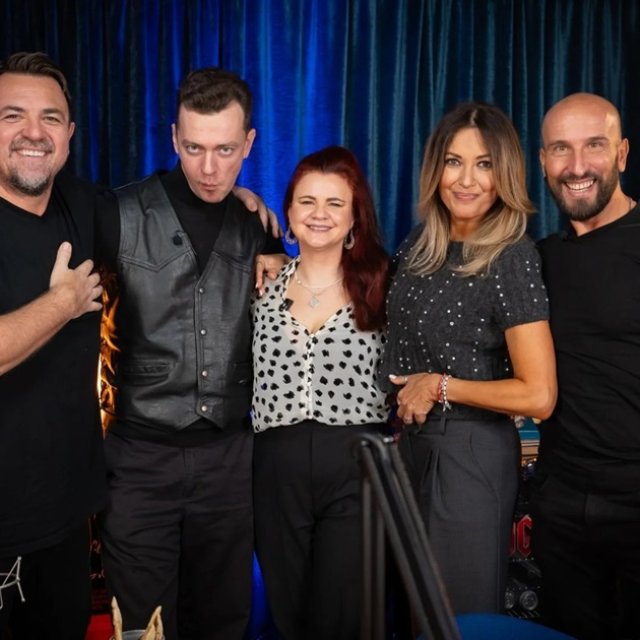 El este iubitul secret al Ancăi Țurcașiu, este un aventurier