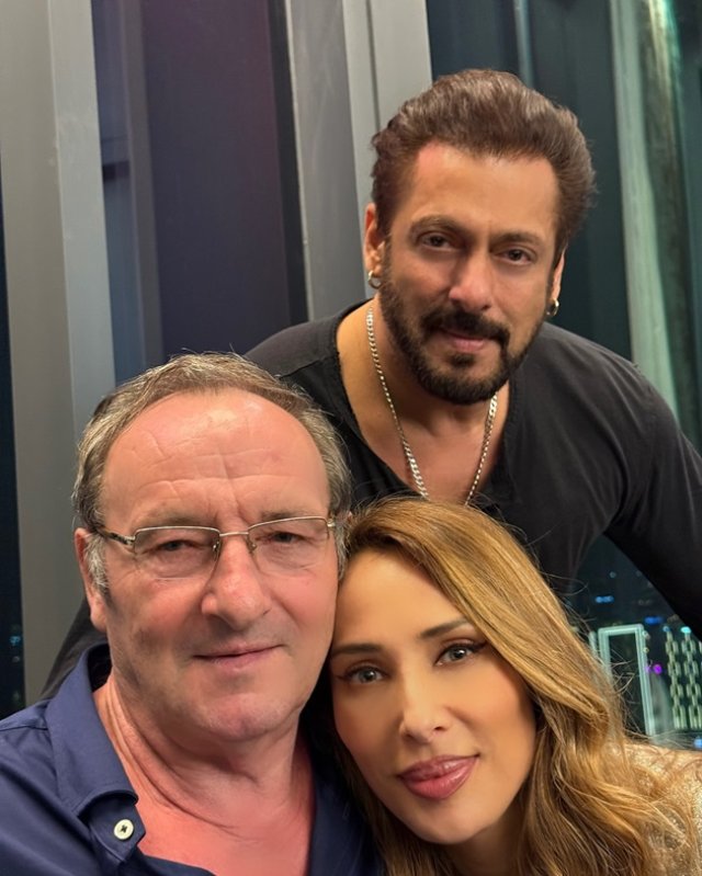 Ce detalii au apărut în presa din India după ce Salman Khan i-a cunoscut părinții Iuliei Vântur, după aproximativ un deceniu de relație