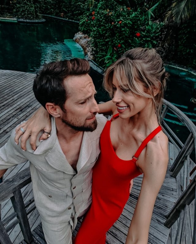 Gabriela Prisăcariu a făcut anunțul despre căsnicia cu Dani Oțil, prezentatorul emisiunii „Power Couple”