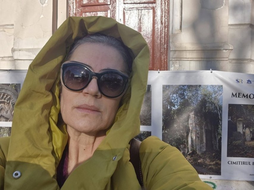 Maia Morgenstern a fost jignită în Teatrul Evreiesc de Stat și a primit încurajări pe rețelele sociale