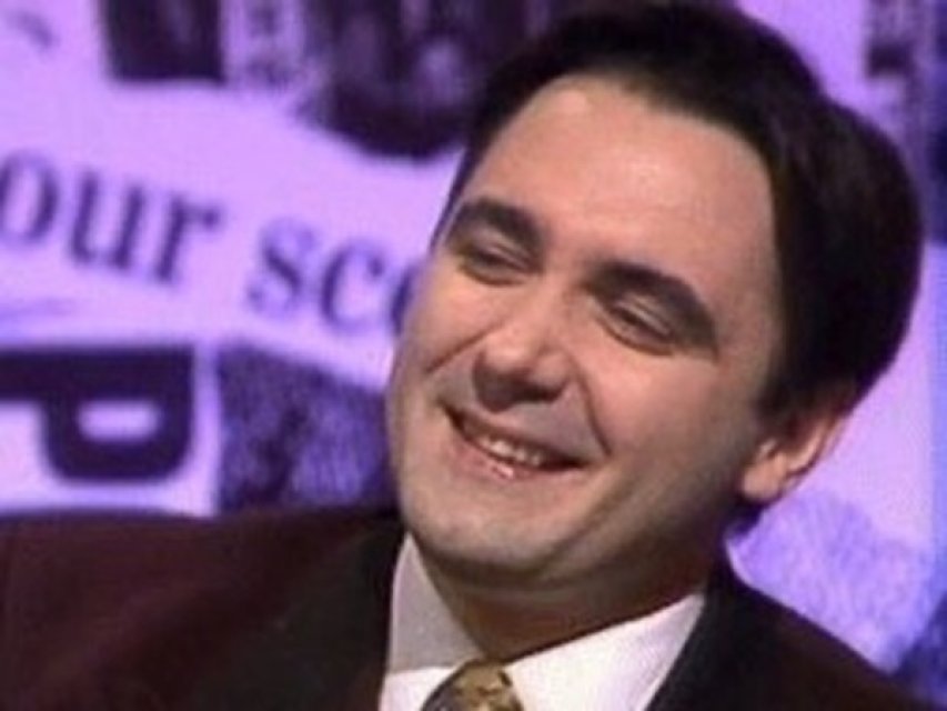 Tony Slattery, unul dintre cei mai cunoscuți actori britanici a murit la 65 de ani. Comediantul a făcut infarct