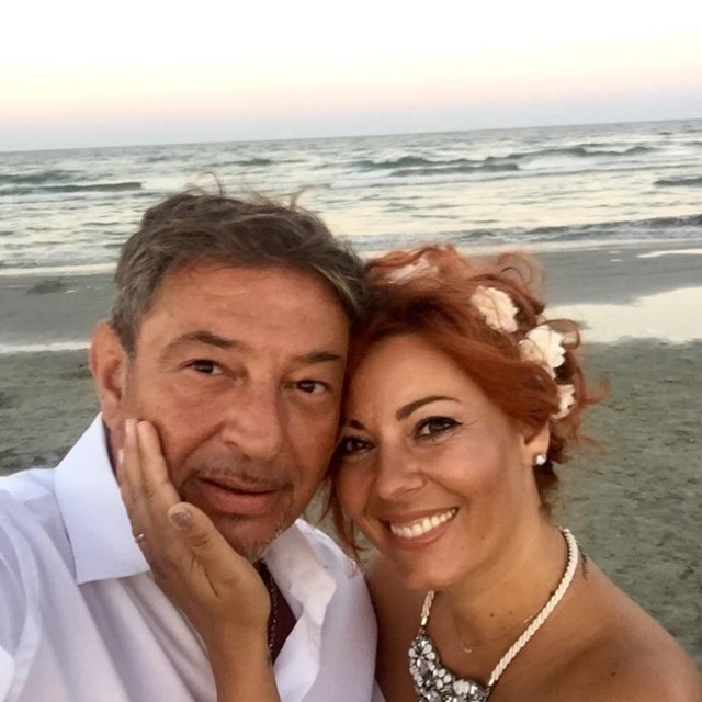 Ce meserie nobilă are soția lui Bodo de la Proconsul. Cu ce se ocupă de când s-au mutat la țară. Cei doi soți au adoptat doi copii împreună