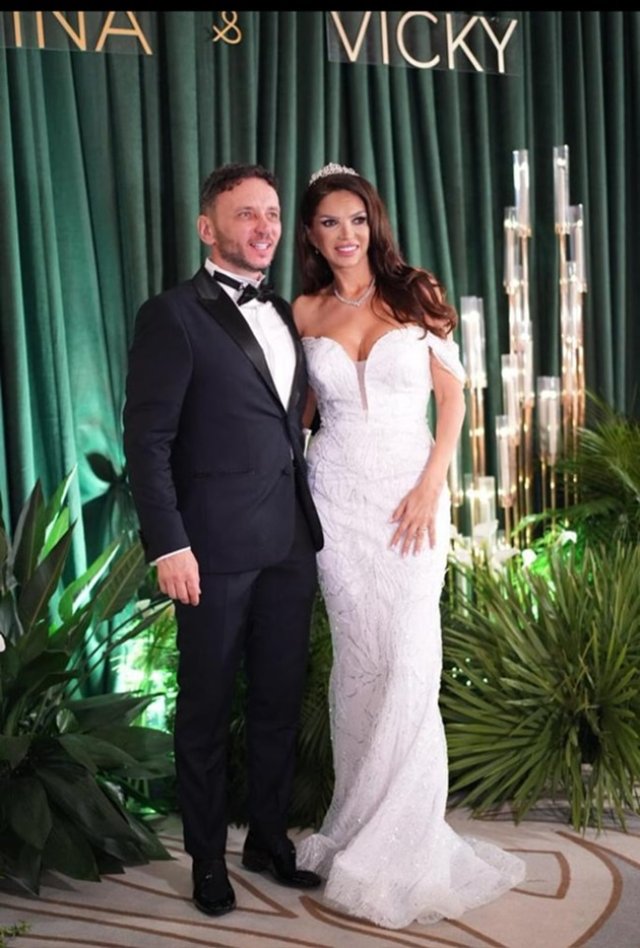 Cristina Spătar nu locuiește cu soțul ei în aceeași casă, deși sunt căsătoriți de aproape trei ani, au proiecte profesionale în diferite orașe