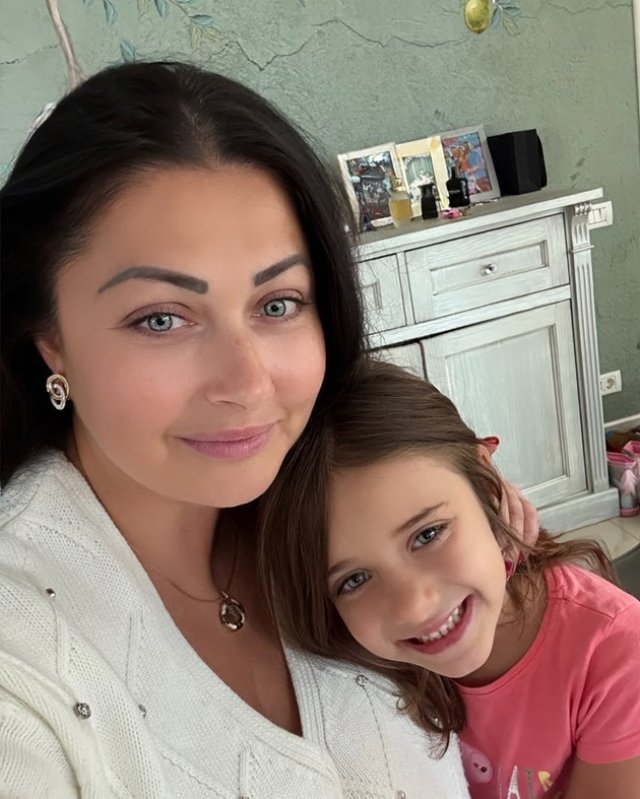 Gabriela Cristea, mai fericită ca oricând de când și-a dat demisia din televiziune. Ce program are acum de când a devenit "casnică". Face diverse actvități cu fetele ei