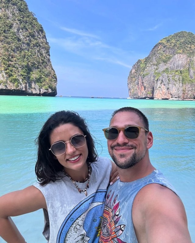 Cum arată Vlad Gherman după cele două implanturi de păr. Cum s-a postat pe rețelele sociale. Le-a povestit experiența urmăritorilor din online