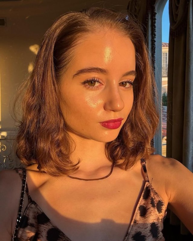 Irina Columbeanu a ajuns piele și os. Imaginea postată în online cu care și-a îngrijorat fanii. A moștenit frumusețea de la mama ei, Monica Gabor
