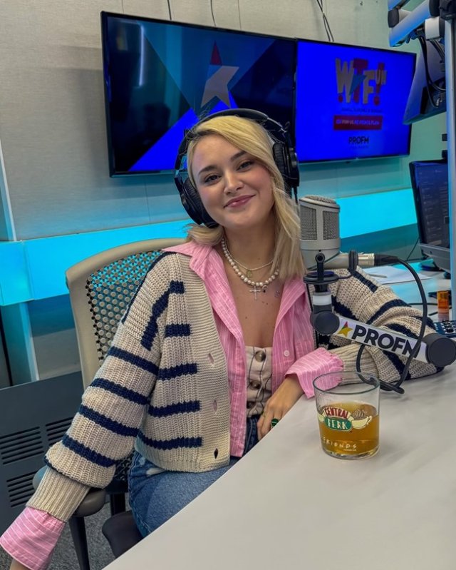 Cristina Ciobănașu, surpriza noului sezon "Te cunosc de undeva". Cine este Bianca Purcarea, colega ei de "trupă". Lucrează la Pro FM