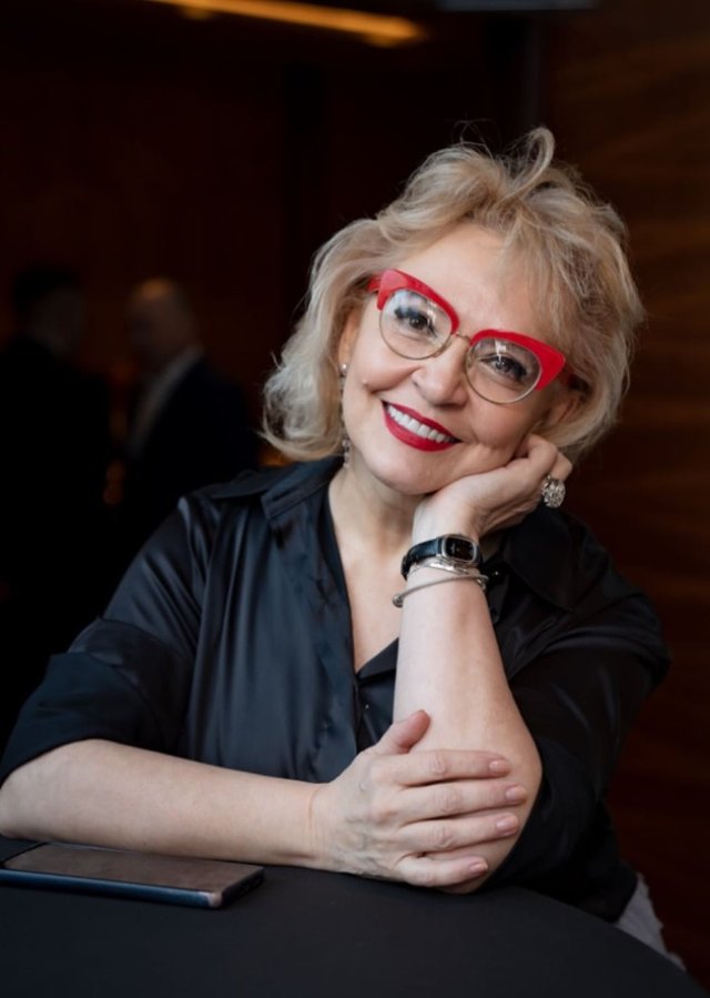 Mihaela Tatu, revenire de senzație în televiziune după mai bine de 14 ani de pauză. Ce a făcut-o să revină la prima ei "iubire". Emisiunea se va difuza săptămânal, de luni până vineri